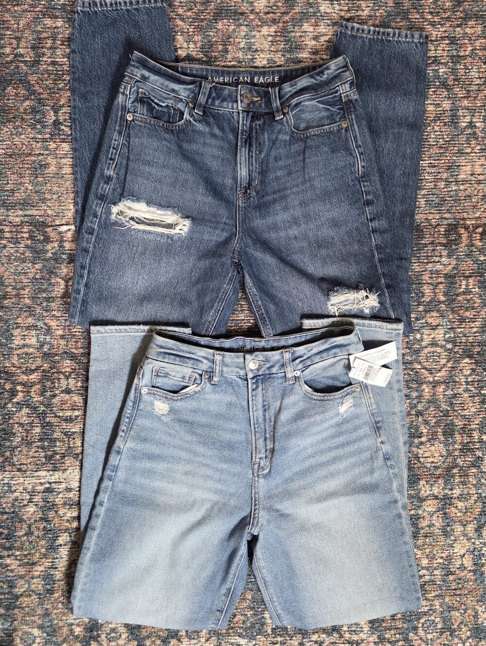 American Eagle Mom Jeans Lot of 2 | Size 4 | Dark + Light Wash - High Rise